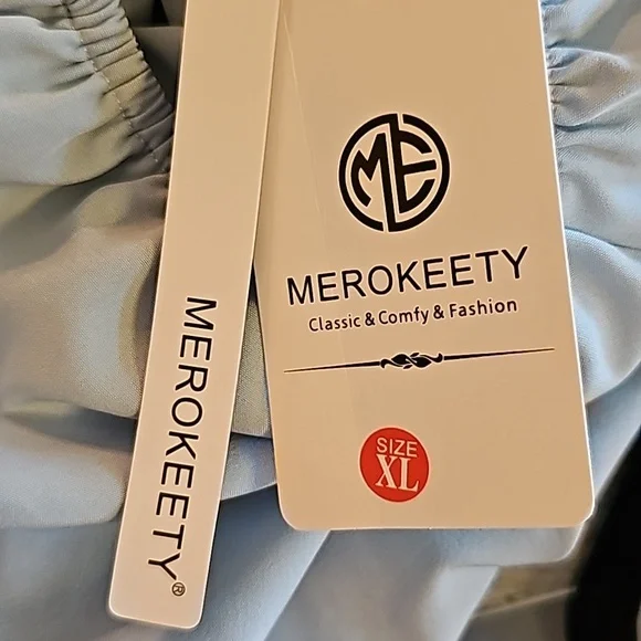 Merikeety blue off the shoulder dress, has side pockets. - Picture 7 of 8